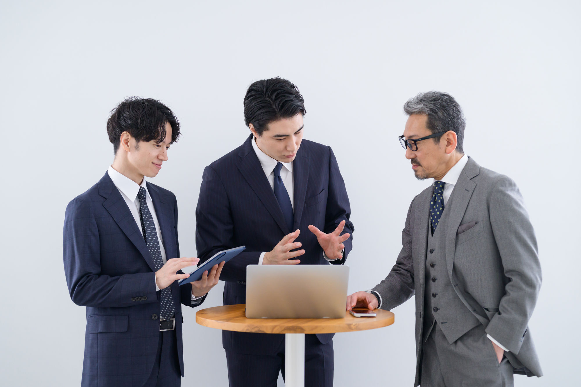 インフルエンサーマーケティングの費用相場は？料金体系と内訳を解説-2