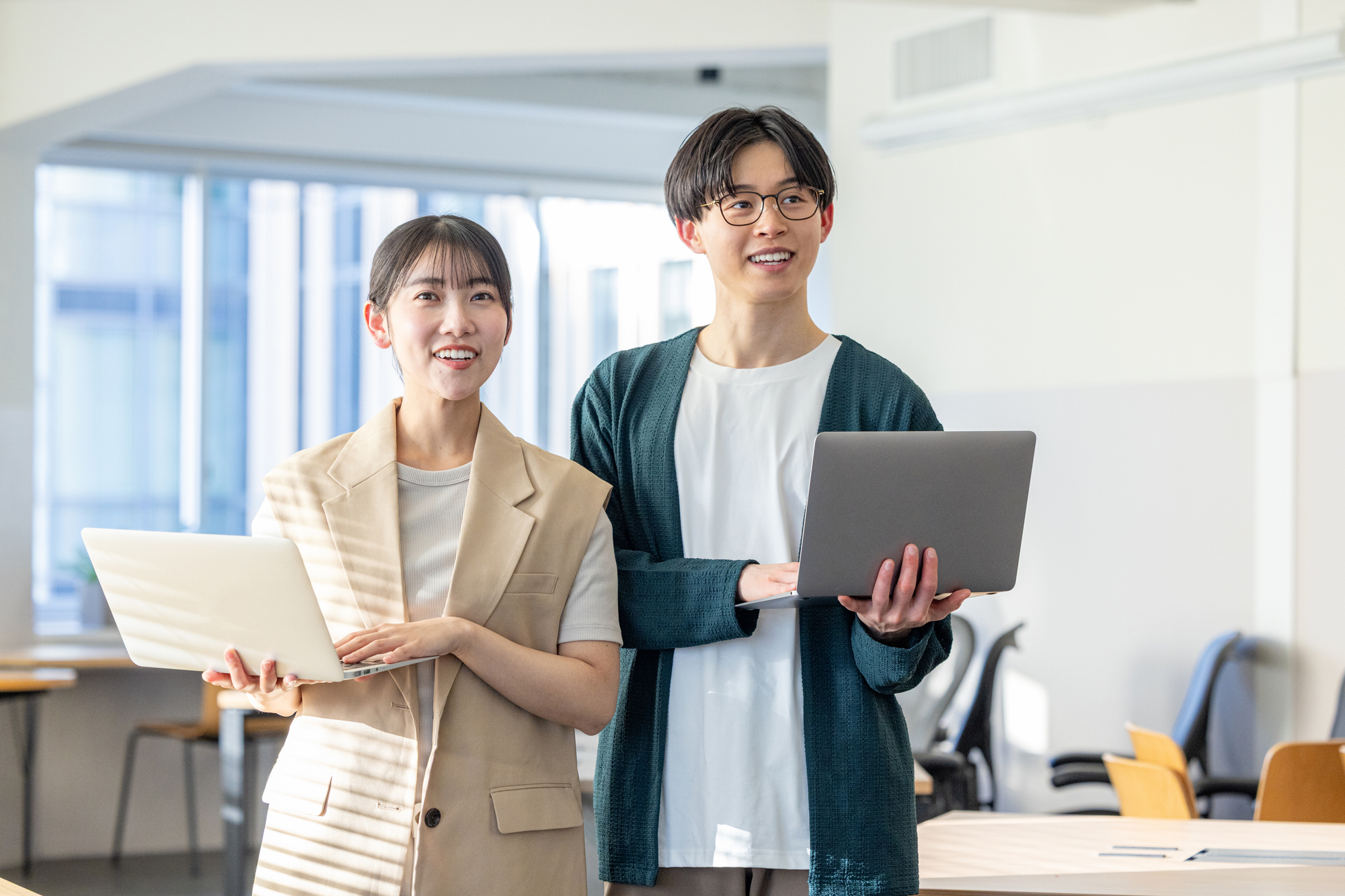 Web制作とは?サイトの種類・流れ・費用と依頼先の選び方