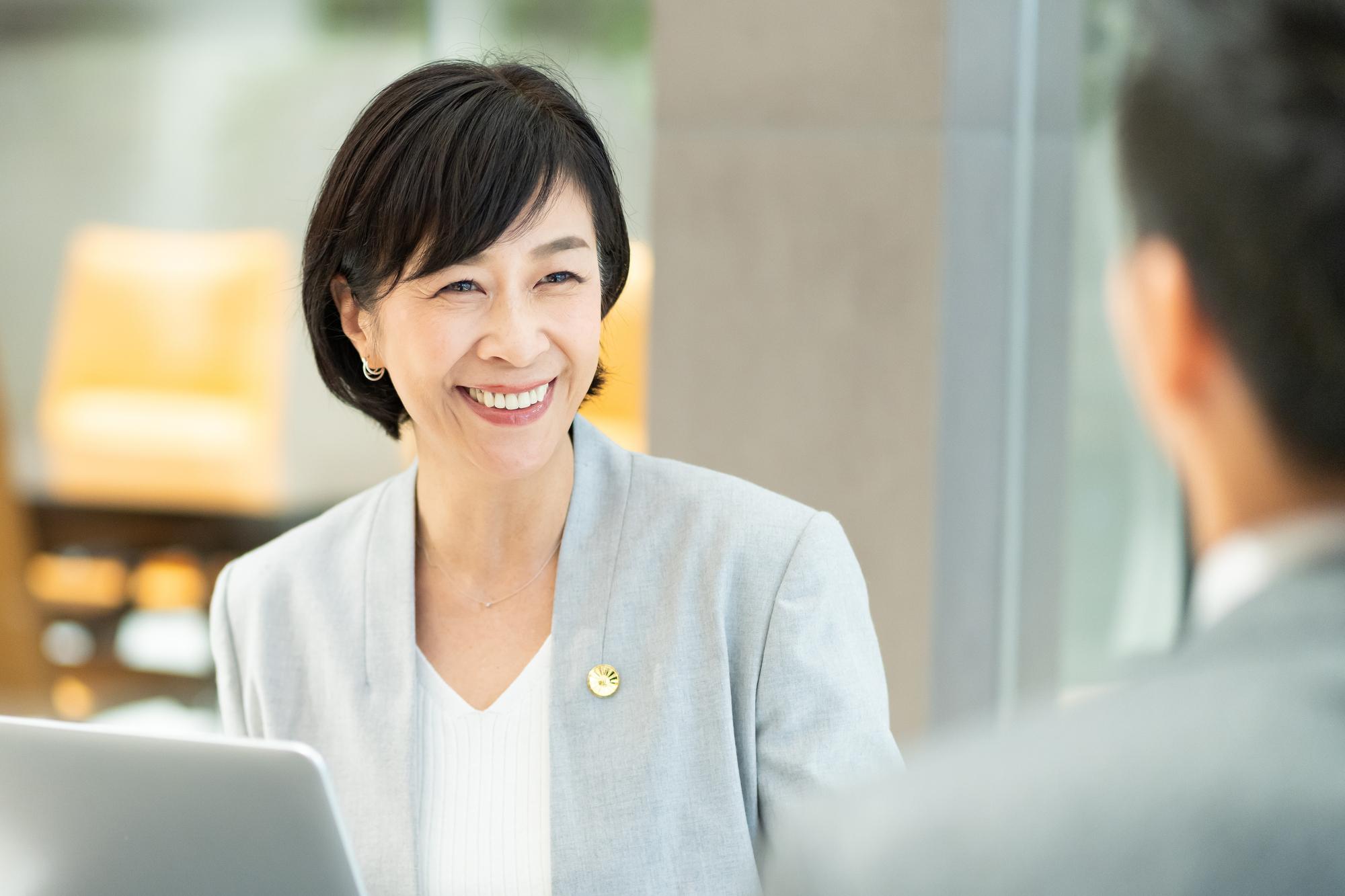 企業の誹謗中傷対策に強い会社17選｜弁護士との違い・費用を比較-2
