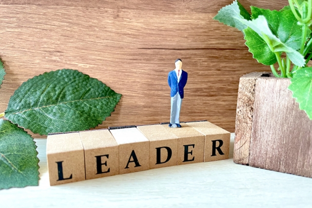 リーダー研修とは？3つの目的と求められる8つのスキル、研修内容について解説