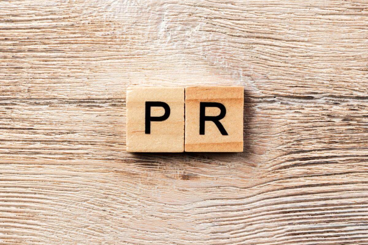 PRとは？意味やメリット・方法・広告との違いを分かりやすく解説！