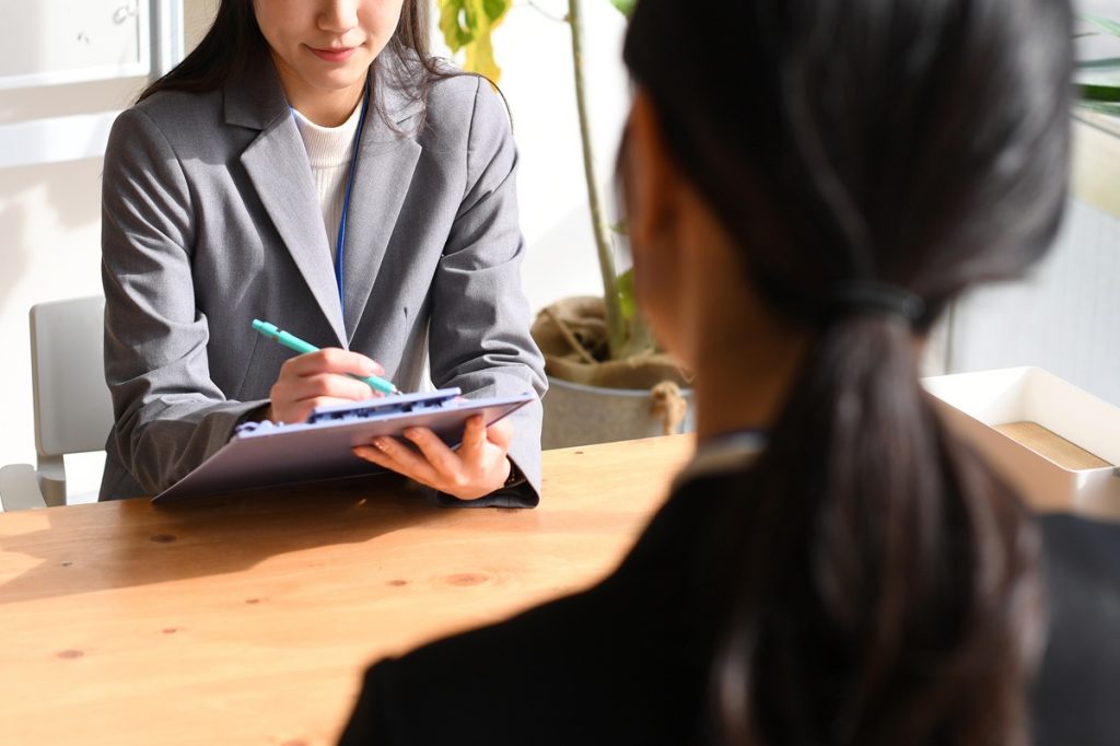 面接で落ちた人に共通する理由は？落とされるサインや不採用が続く際の対策