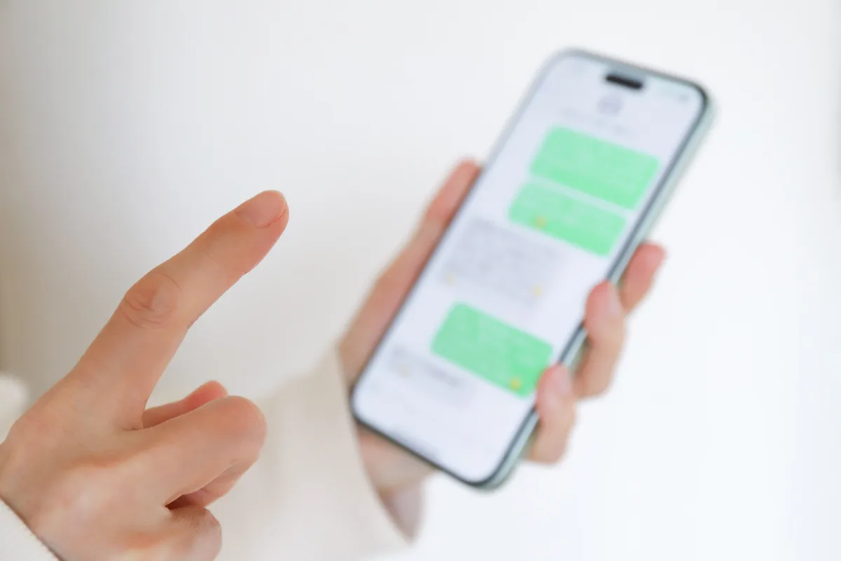 LINE公式アカウントでできること一覧｜料金プランや運用時の注意点も解説