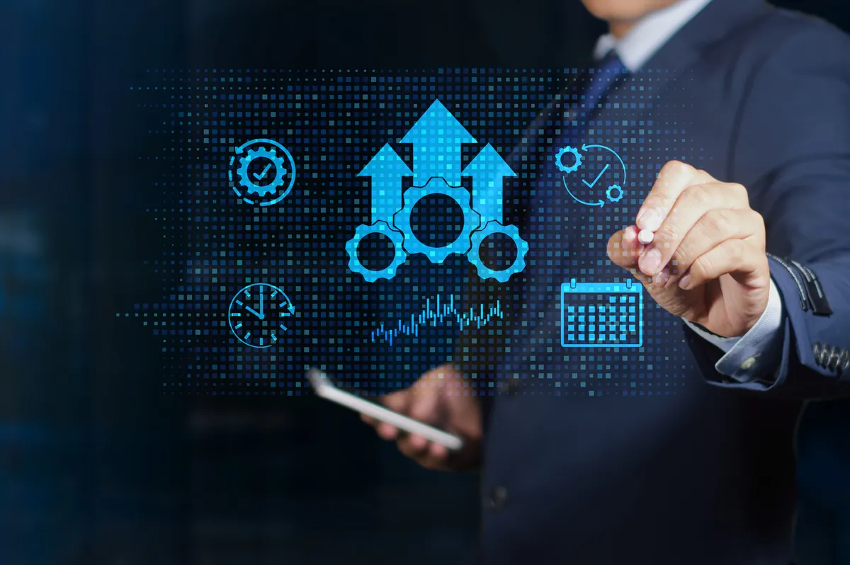 生産性向上とは？業務効率化との違いや取り組みを具体例とともに解説！