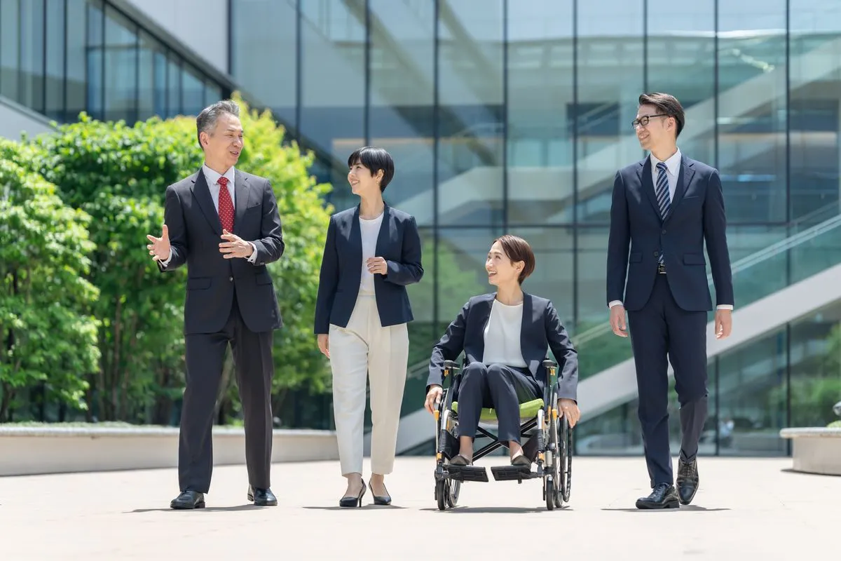 就労継続支援A型とは？B型との違いや給料・仕事内容を解説