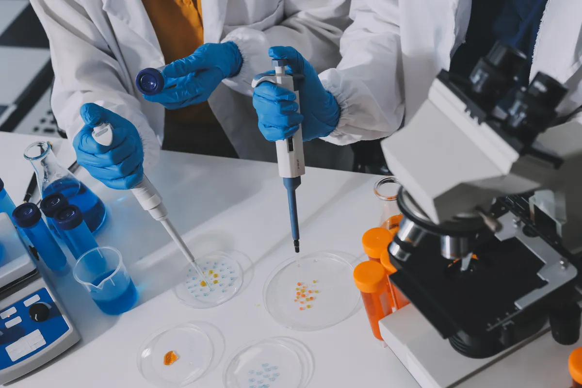 理系の就職完全ガイド！就活で人気の職業や業界一覧