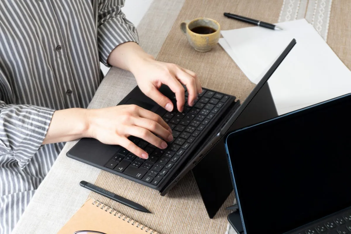 人手不足の原因と対策！企業ができる解決策と今後の見通し