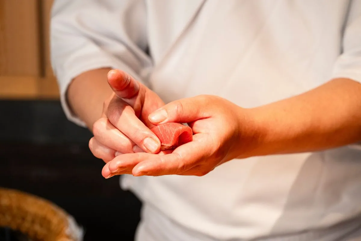 寿司職人の年収とは？年収1,000万は目指せる？仕事内容やなる方法まで解説