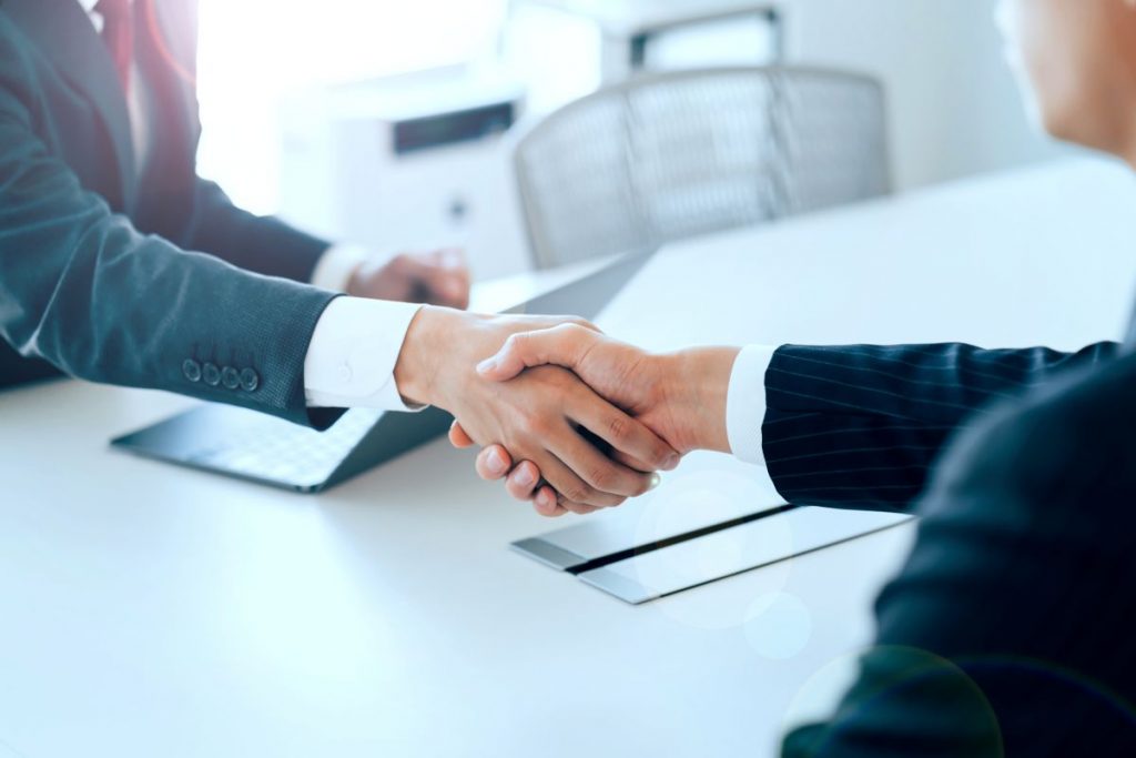 営業バイトは就活に有利！きついと言われる理由とおすすめの探し方