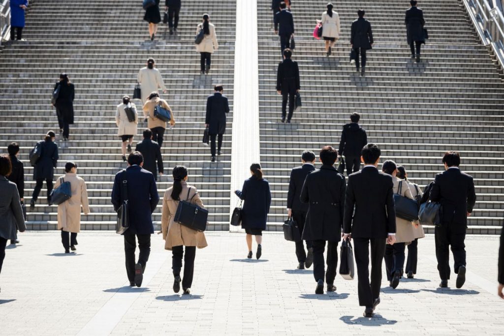 27卒の就活はいつから？スケジュールと今すぐやるべきこと