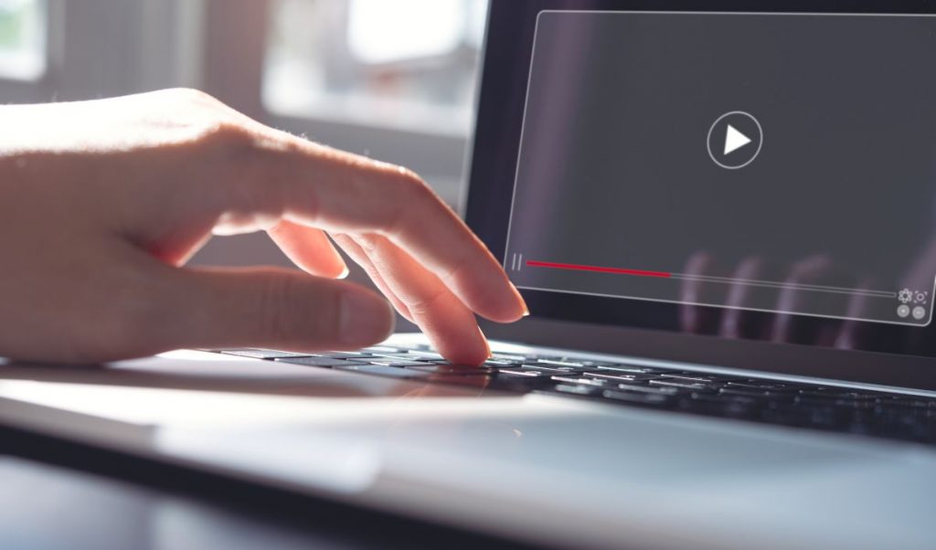 YouTube SEO対策！動画を上位表示させるやり方と設定