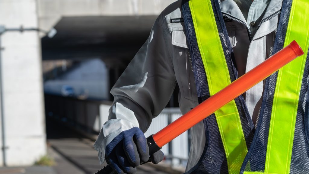 警備員の人手不足が続く理由とは？現状の問題点と解消する対策