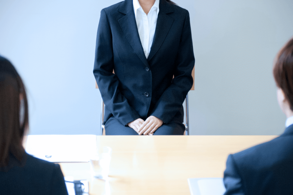 AI面接の服装完全ガイド|業界・雇用形態別の正解と選び方