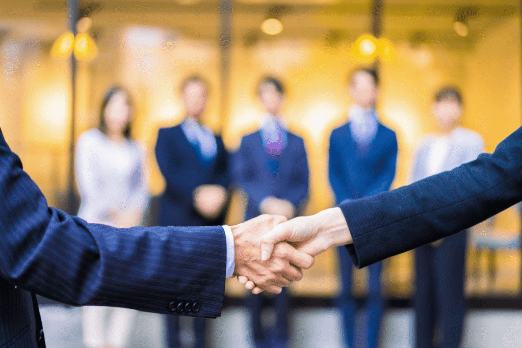 子会社とは何か？定義・種類・関連会社との違いをわかりやすく解説