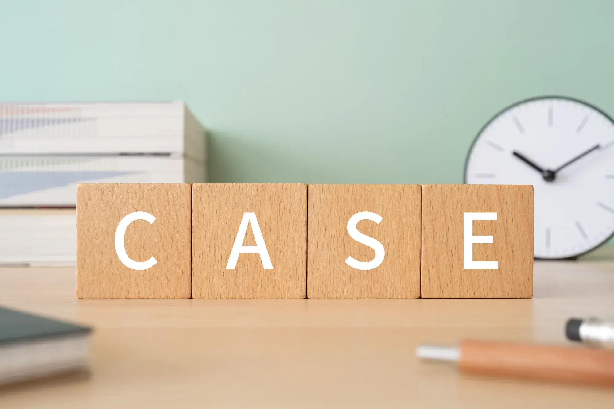 木材ブロックでCASE
